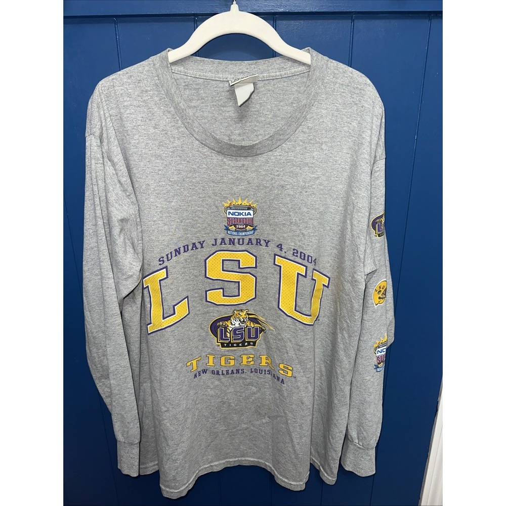 NCAA VTG Y2K RETRO SUGAR BOWL FOOTBALL LSU Champions GRAPHIC T LEE 2004 SZ L